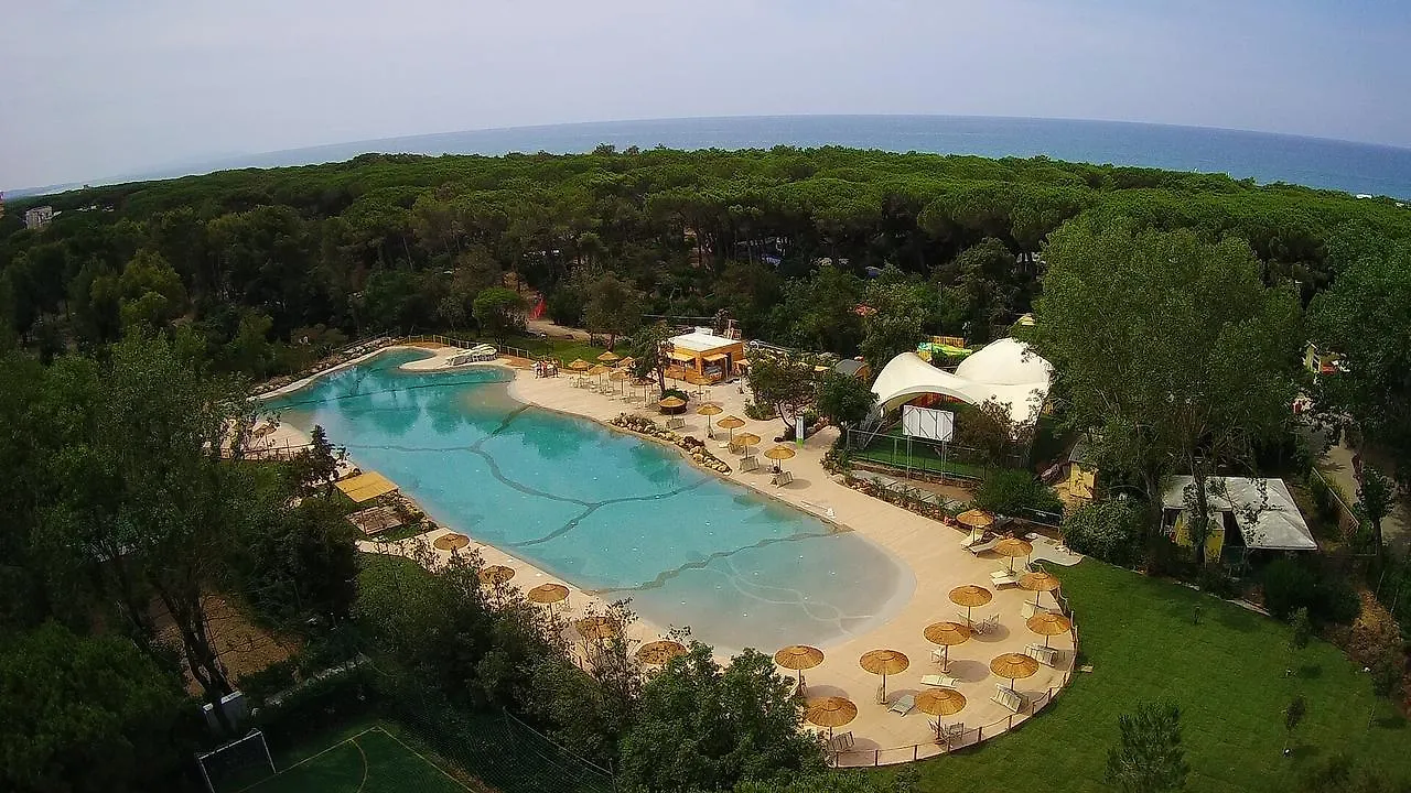 Le Esperidi Camping Ecoresort 마리나디비보나 2*,  이탈리아